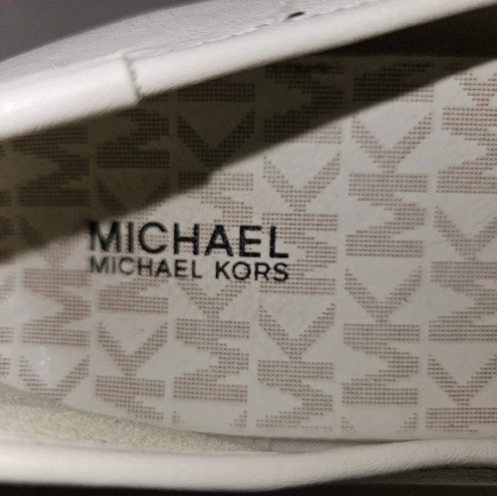 Michael Kors girls outlet Fulton studded moccasin size 3